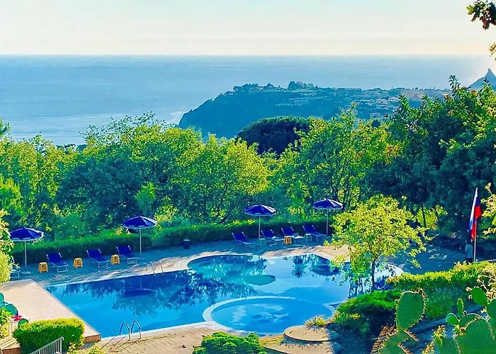 דירה Cozy In With Wifi